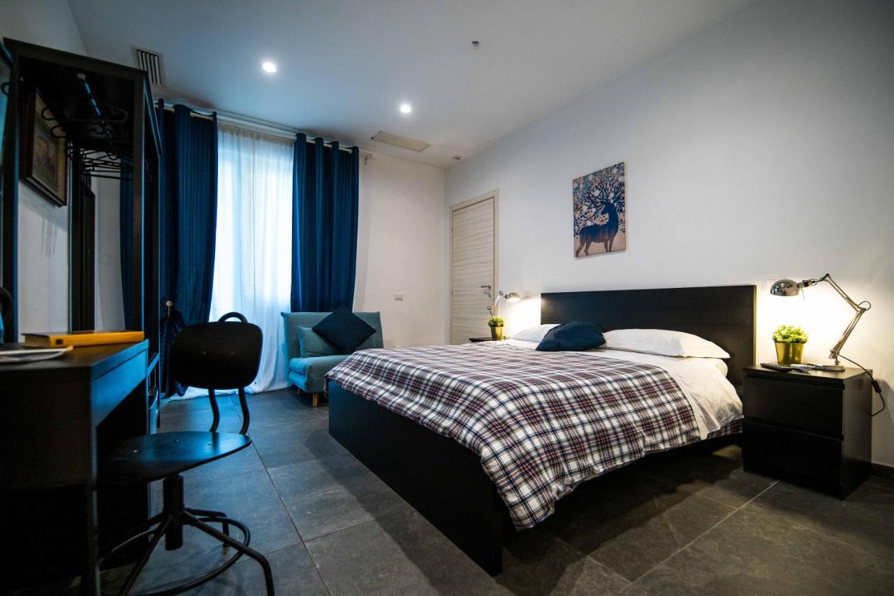Quattro Briganti Bed and Breakfast Σαλέρνο Εξωτερικό φωτογραφία