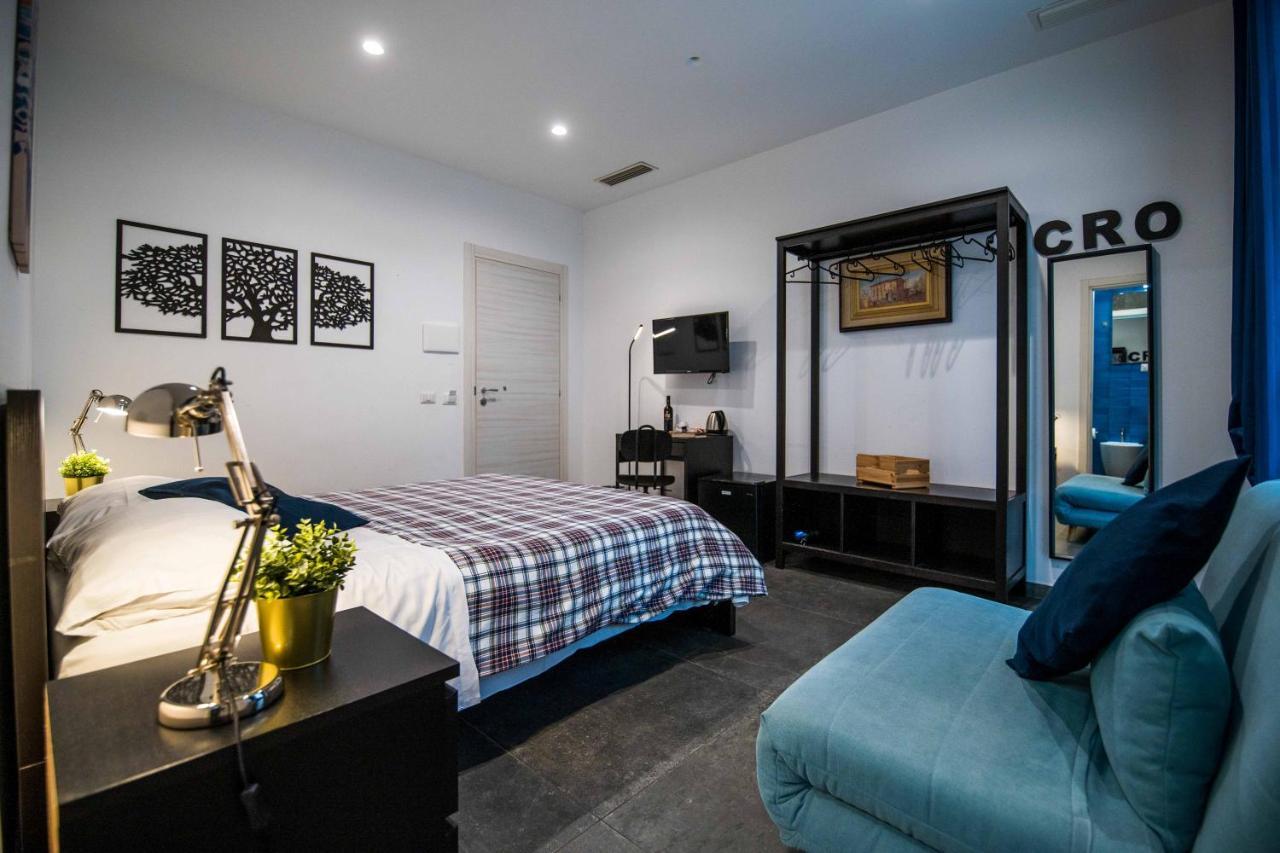Quattro Briganti Bed and Breakfast Σαλέρνο Εξωτερικό φωτογραφία