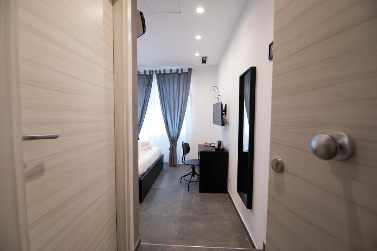 Quattro Briganti Bed and Breakfast Σαλέρνο Εξωτερικό φωτογραφία