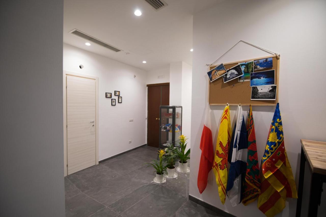 Quattro Briganti Bed and Breakfast Σαλέρνο Εξωτερικό φωτογραφία